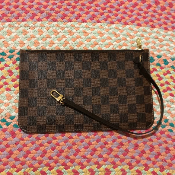 Louis Vuitton Handbags - Louis Vuitton Neverfull MM D ebene wristlet pouch